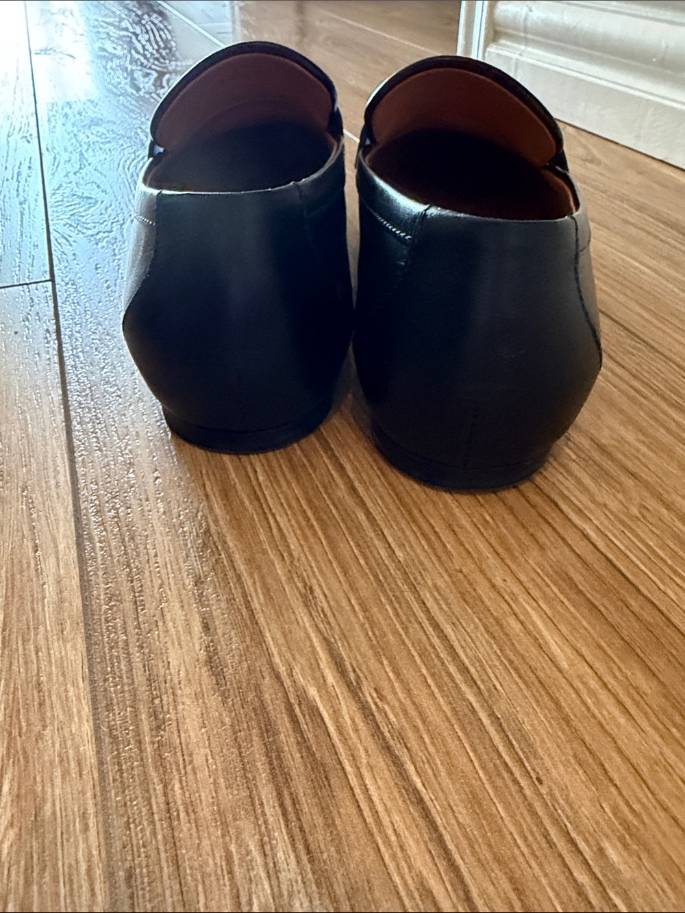 Tod's Clamp Detailed Slip-On Loafer - Picture 5 of 7